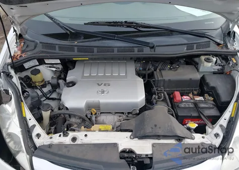 2008 Toyota Sienna Limited z USA, uszkodzony, nr VIN 5TDZK22C98S109490